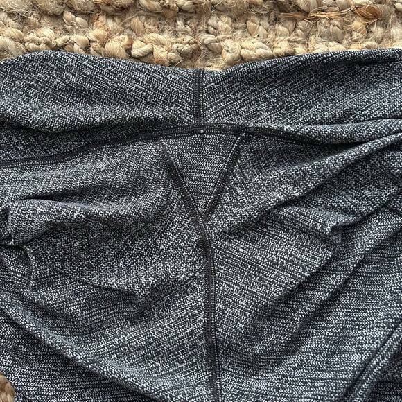 Lululemon Still Mind Tight 28" – Women’s Size 6 – Interlink Ice Grey Black-NWOT - Picture 10 of 10